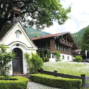 Apartment Holiday Haus Schönbrunn,, Bayrischzell